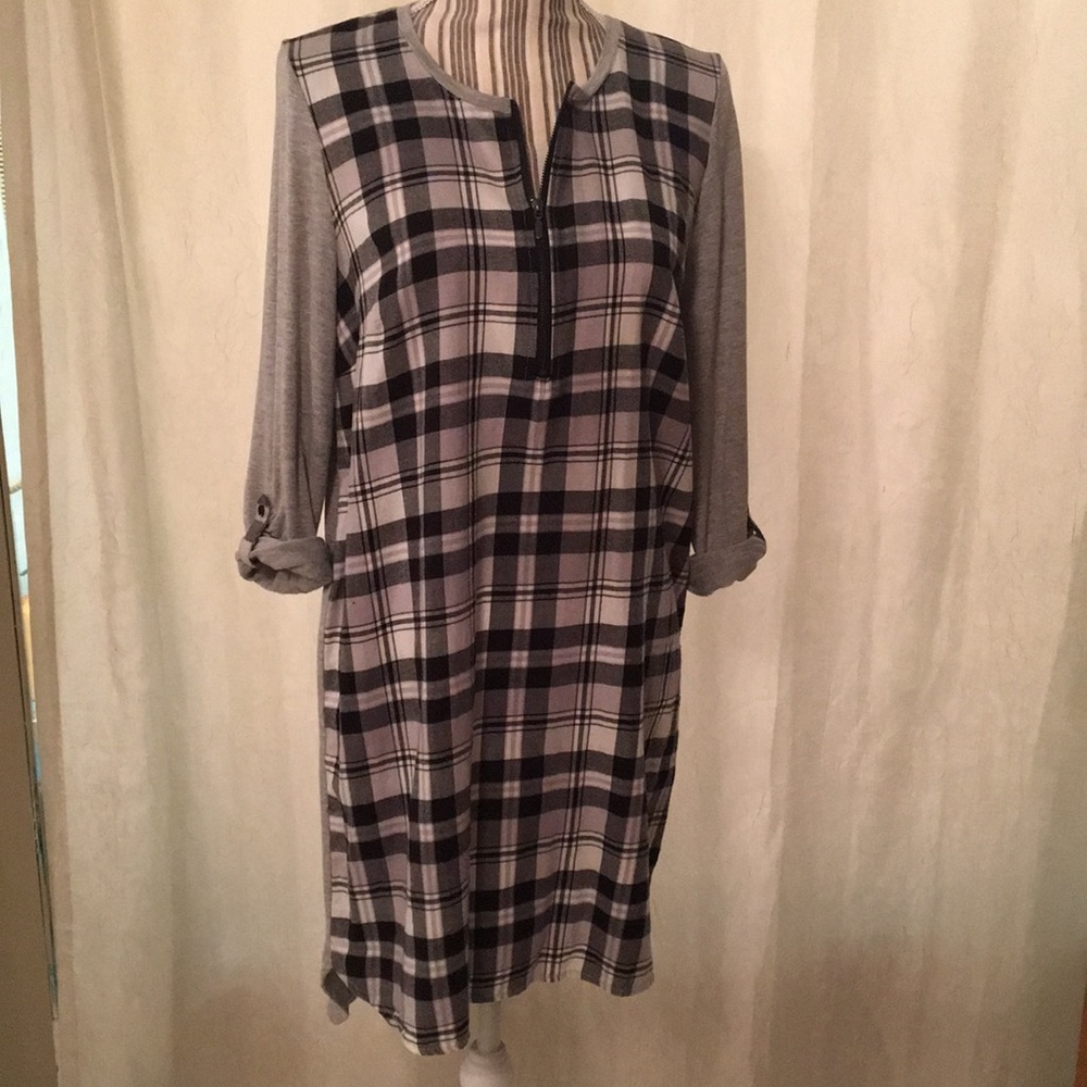 G.H. Bass &CO. Plaid & knit dress. size m